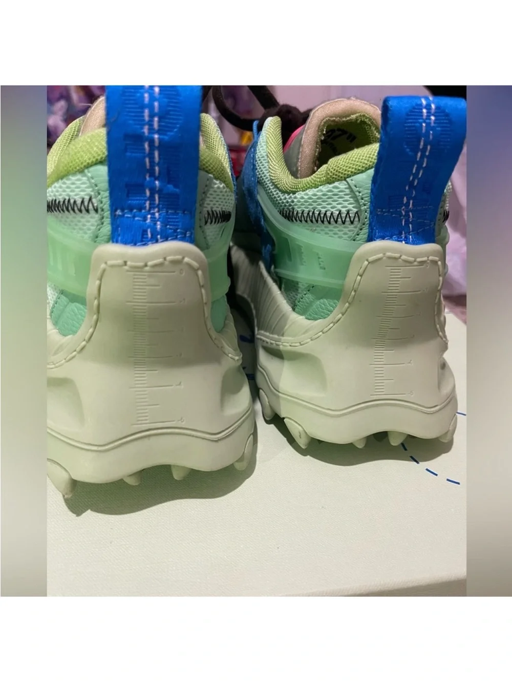 Off-White Multicolor Sneakers in Blue, Green & Pink